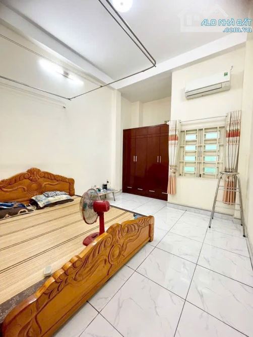 🔥🔥NHÀ MẶT TIỀN HIỆP THÀNH 35 VỪA Ở VỪA KINH DOANH - 70M2 - 3 TẦNG - Ô TÔ NGỦ TRONG NHÀ - 8