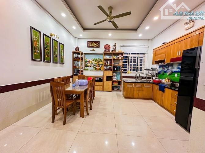 TÂN BÌNH HXH - 75M VUÔNG - 3 TẦNG - CHỈ 6,8 TỶ - 8