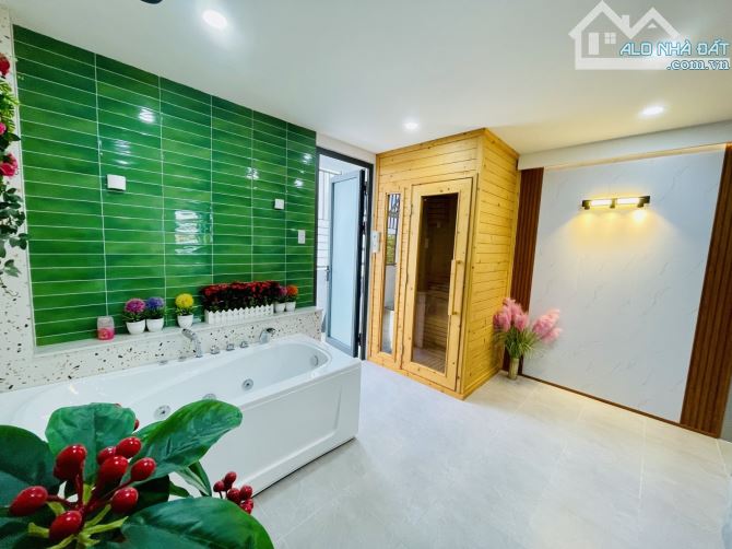 SIÊU PHẨM GÒ VẤP HXH - THANG MÁY XỊN + GARA Ô TÔ - FULL NỘI THẤT - SỔ VUÔNG A4 - 8