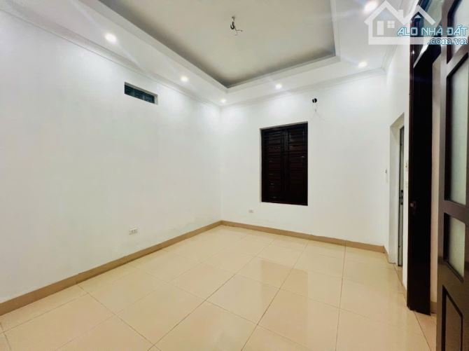 Bán nhà phúc lợi Long biên 69m2 xây 4 tầng lô góc ngõ nông - 8