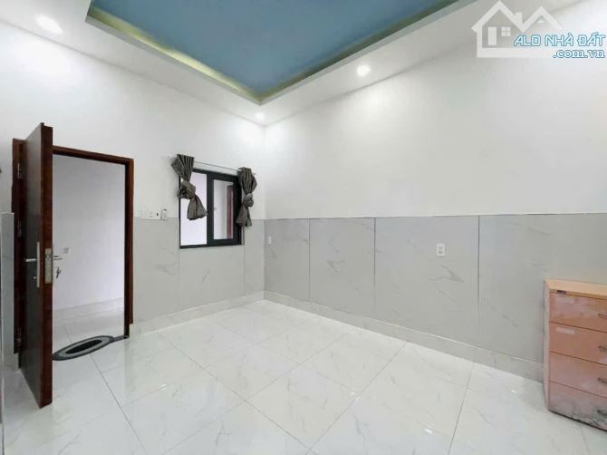 - CÁCH 1 CĂN RA MẶT TIỀN DƯƠNG QUẢNG HÀM - XE HƠI NGỦ GỌN TRONG NHÀ - TIỆN VỀ KINH DOANH - 8