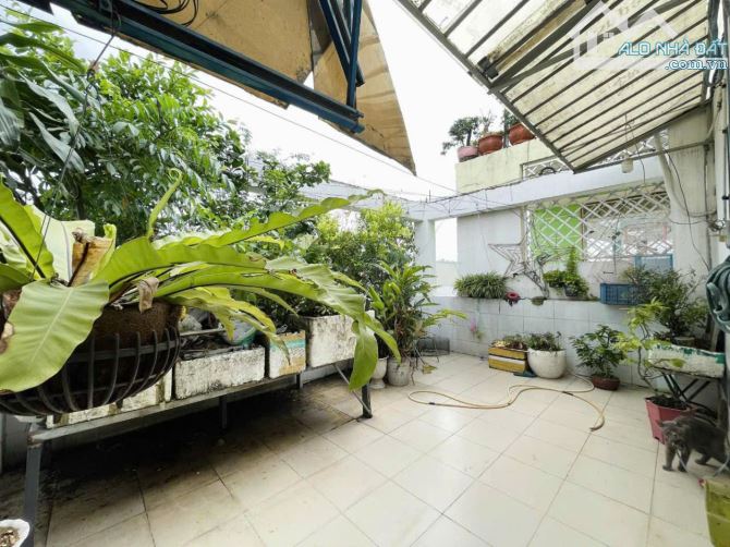 Cách 1 căn ra mặt tiền Dương Quảng Hàm  P5  Gò Vấp    5.5x16m  11PN Giá 15.5 tỷ - 8