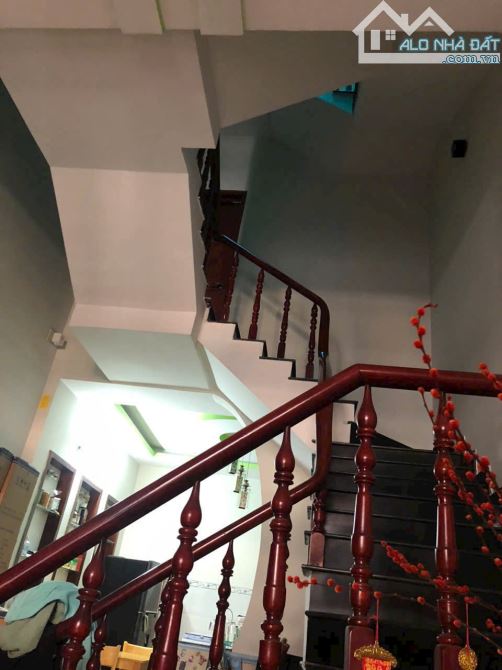 Nhà Gò Vấp, Gần Emart Phan Huy Ích, 4x16, 4 Tầng 5 PN, Vị trí đẹp KD Văn Phòng Cty, 7 tỷ 7 - 8