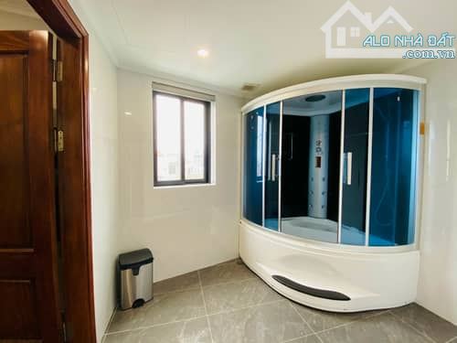 Nhà phố Lạc Long Quân, Q. Tây Hồ, 106m2 * 5T cực đẹp, full nội thất, KD, OTO TRÁNH - 9
