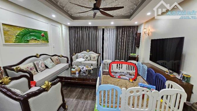 Bán nhà liền kề Tổng cục V - Tân Triều, diện tích 100m², 6 tầng, thang máy, view vườn hoa - 9