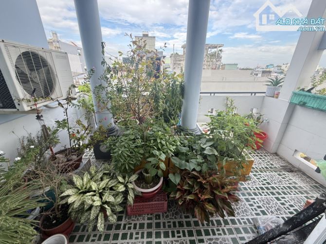 NHÀ 3TẦNG,HẺM 8M - CHIẾN LƯỢC BÌNH TRỊ ĐÔNG,BÌNH TÂN, DT: 4.3*13.5M - CHỈ 6 TỶ 5 - 9
