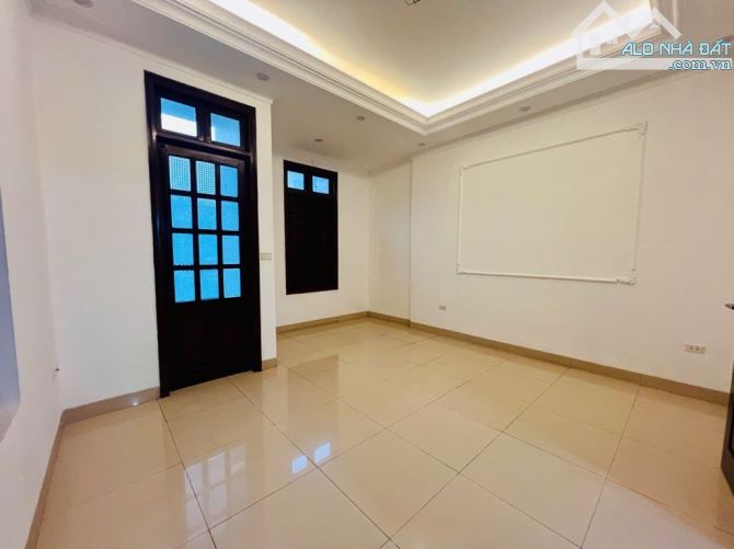 Bán nhà phúc lợi Long biên 69m2 xây 4 tầng lô góc ngõ nông - 9