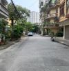 Lĩnh Nam - Phân lô vỉa hè 2 bên, nhà xây mới 100% - 70m*7T - 23.7 Tỷ - Vị trí cực đẹp