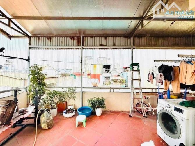 NHÀ HỒNG MAI HAI BÀ TRƯNG 56m 5 TẦNG MẶT TIỀN 5m 9TỶ2