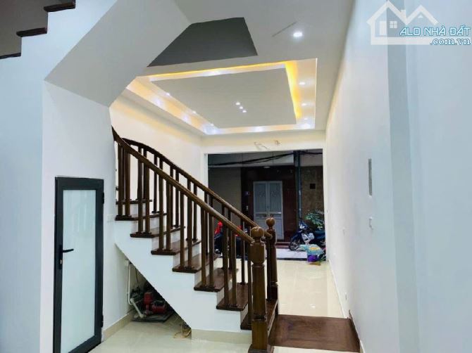 BÁN NHÀ HOÀNG VĂN THÁI – VỊ TRÍ ĐẮC ĐỊA, GIAO THÔNG THUẬN TIỆN