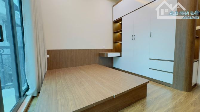 Nhà đẹp ngõ thoáng rộng, 1 ngoặt 70m ra Phố Khương Đình, 42m2 x full nội thất. Giá 12 tỷ