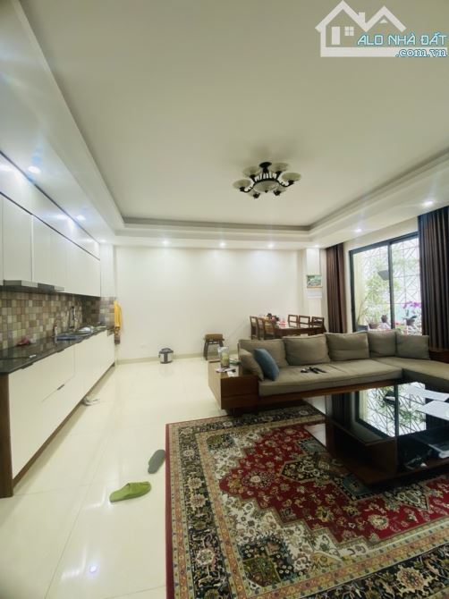 MẶT NGÕ NGỌC HÀ - Ô TÔ TẢI TRÁNH- NGỦ TRONG NHÀ- DÂN XÂY-THANG MÁY- FULL NỘI THẤT XIN SÒ