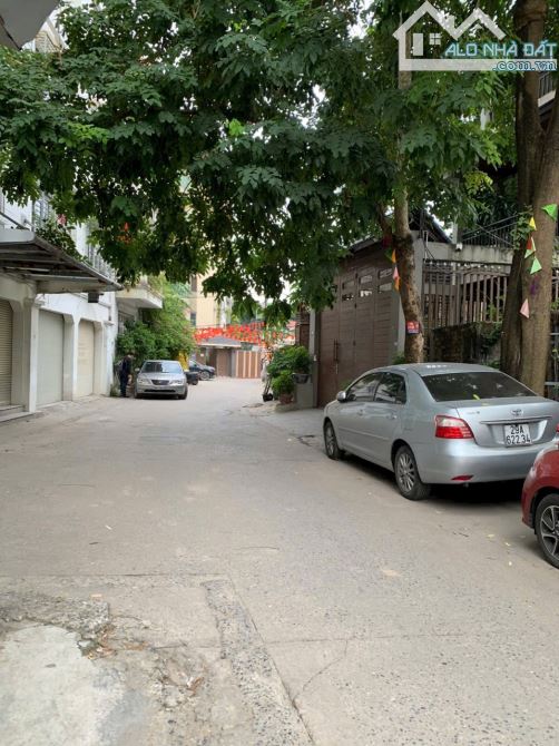 NHÀ 5 TẦNG MỚI ĐẸP VĂN CAO -GẦN Ô TÔ 50m ĐỖ NGÀY ĐÊM- MT KHỦNG 5m - GIÁ CHÀO 7,95 TỶ