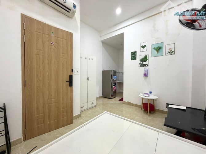 HOÀNG VĂN THỤ, P8, PHÚ NHUẬN - CHDV 6 TẦNG, THANG MÁY - 16 PHÒNG + MBKD - 123M2 (6.6x20) - - 2