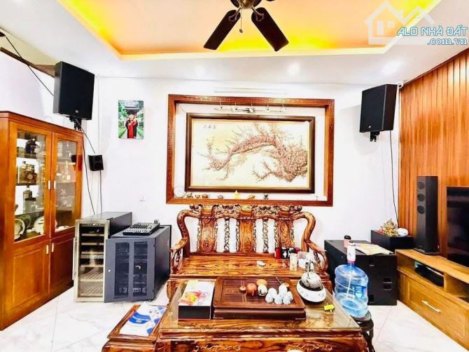 NHÀ HỒNG MAI HAI BÀ TRƯNG 56m 5 TẦNG MẶT TIỀN 5m 9TỶ2