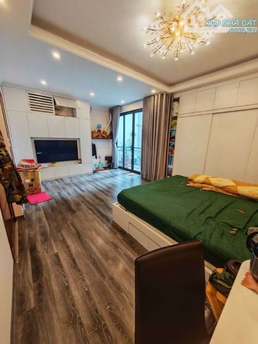 QUAN HOA 14,5TỶ 5 TẦNG NHÀ ĐẸP DÂN XÂY - NỘI THẤT MỚI- GẦN PHỐ