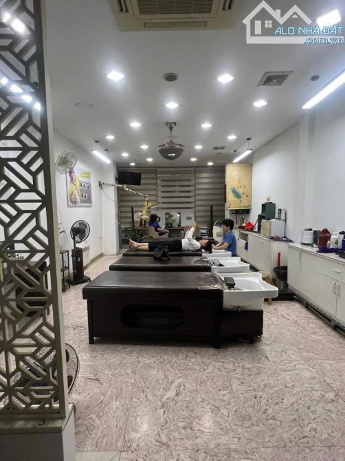 Cơ hội cuối cùng sở hữu nhà mặt phố Đê La Thành, Ba Đình - Lô góc hiếm có, KD đỉnh, 36 tỷ