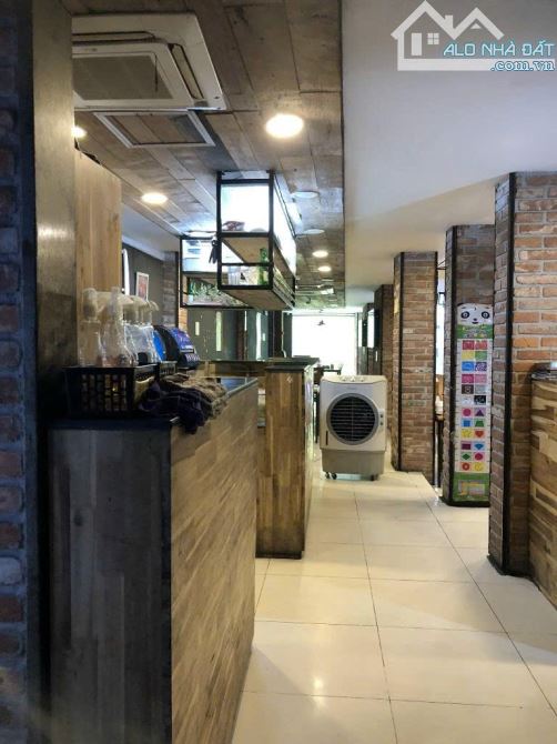 Bán nhà Mặt phố Hàng Bông 185m2 x MT 7m, Vỉa hè rộng