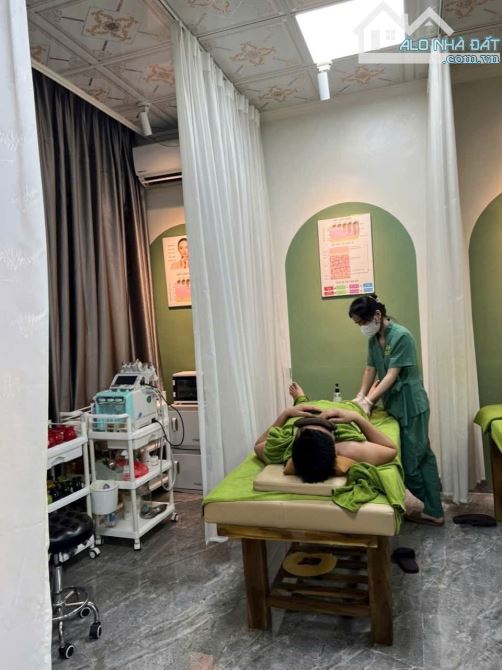 SIÊU VÍP MẶT PHỐ HỒNG TIẾN LONG BIÊN 7 TẦNG THANG MÁY FULL NỘI THẤT CAO CẤP CHỦ BÁN GẤ