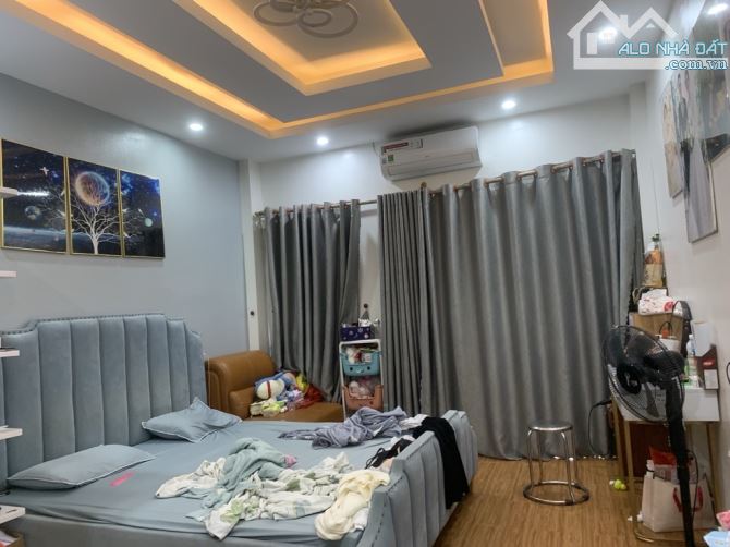 NHÀ DÂN XÂY 5 TẦNG THANG MÁY , NGAY ĐH THÀNH ĐÔ LAI XÁ , CC NEWCITY , 52m2 PHÂN LÔ VỈA HÈ - 3