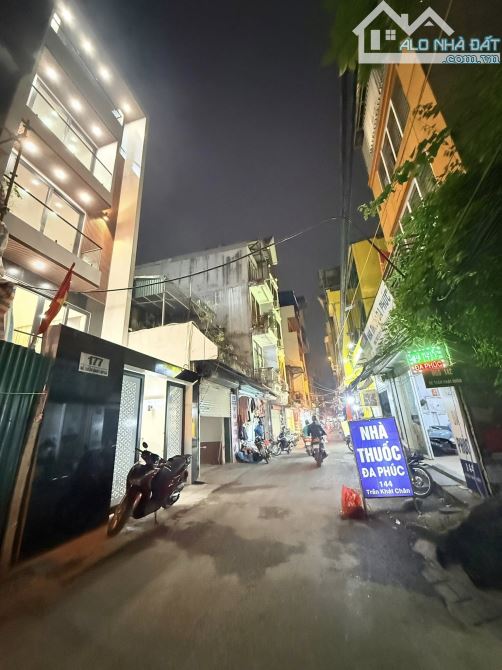 Bán nhà mặt phố Đê Trần Khát Chân, Hai Bà Trưng, tiện KD, 5 tầng 73m2 giá 25 tỷ