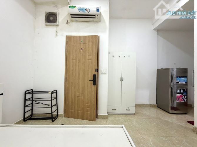 HOÀNG VĂN THỤ, P8, PHÚ NHUẬN - CHDV 6 TẦNG, THANG MÁY - 16 PHÒNG + MBKD - 123M2 (6.6x20) - - 4