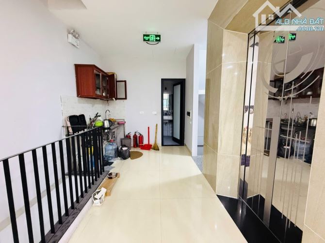 37 Tỷ- 100m2 x 8 Tầng, MT 5m- Phân Lô- Ô Tô Tránh- Hoàng Văn Thái- Thanh Xuân