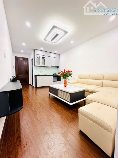 BÁN TẬP THỂ CỰC VIP TẦNG 2 – NGÕ 125 MINH KHAI, HAI BÀ TRƯNG. 70M2 – 2PN. 3,95 TỶ
