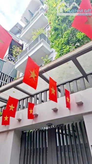 SIÊU PHẨM NGỌC HÀ BA ĐÌNH _ NHÀ ĐẸP _ KHU VỰC ÍT NHÀ BÁN _Diện tích 53m2 × 4 tầng..