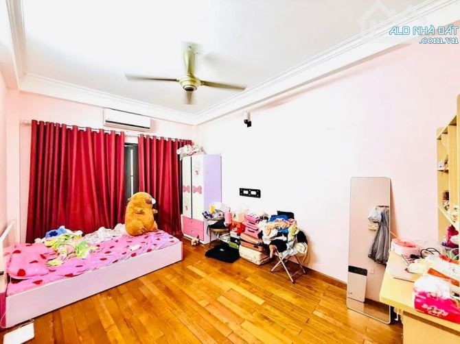 NHÀ HỒNG MAI HAI BÀ TRƯNG 56m 5 TẦNG MẶT TIỀN 5m 9TỶ2