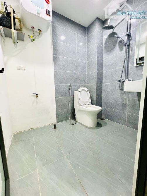 BÁN TẬP THỂ CỰC VIP TẦNG 2 – NGÕ 125 MINH KHAI, HAI BÀ TRƯNG. 70M2 – 2PN. 3,95 TỶ