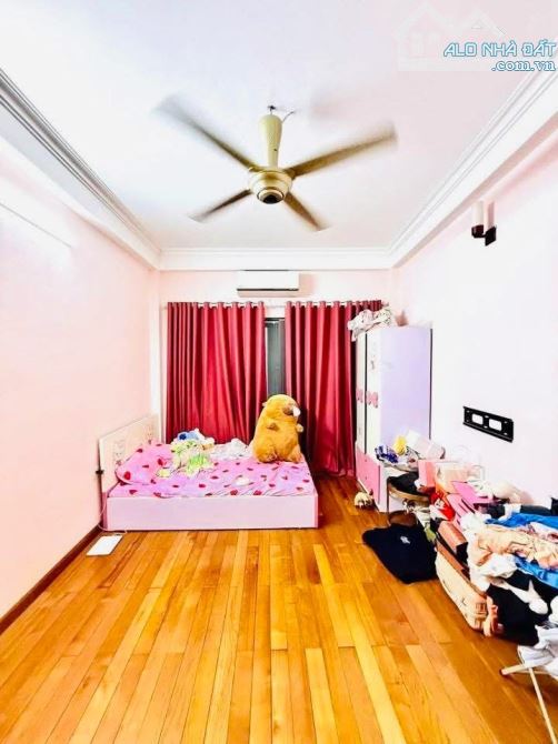 NHÀ HỒNG MAI HAI BÀ TRƯNG 56m 5 TẦNG MẶT TIỀN 5m 9TỶ2