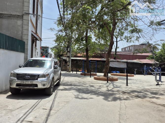 NHÀ DÂN XÂY MẶT ĐƯỜNG KINH DOANH , 6 TẦNG THANG MÁY X 55m , gần công viên kdt hinode
