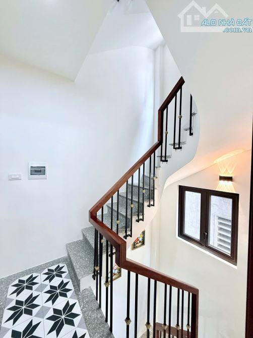 Nhà đẹp 6 tầng thang máy full nội thất 20m ra oto Lê Trọng Tấn thông 45m2 Góc. Giá 14.2 tỷ