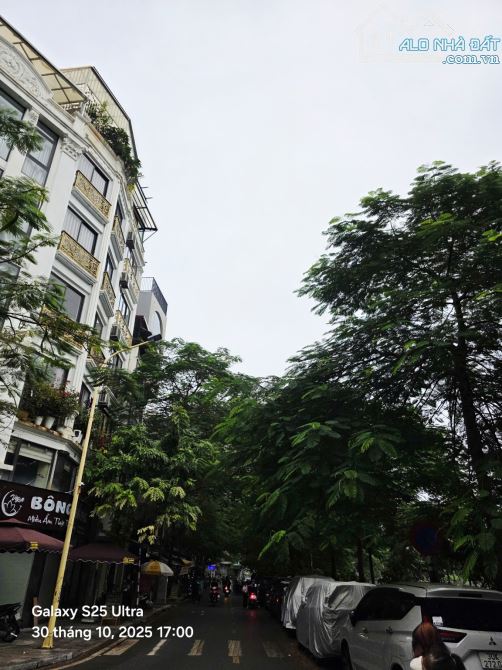 TÔN ĐỨC THẮNG - ĐỐNG ĐA - LÔ GÓC 7 TẦNG THANG MÁY - GẦN Ô TÔ GẦN HỒ