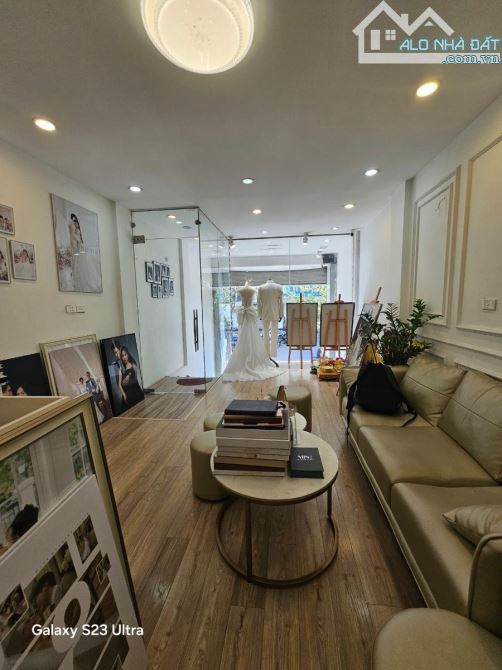 Mặt phố La Thành, vỉa hè, ko QH, gần sản nhi, thông sàn 67m, cho thuê 40tr