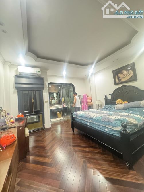 NGUYỄN TRÃI – KHUẤT DUY TIẾN |98M²-MẶT TIỀN 5.8M- FULL NỘI THẤT-6TẦNG THANG MÁY-23TỶ