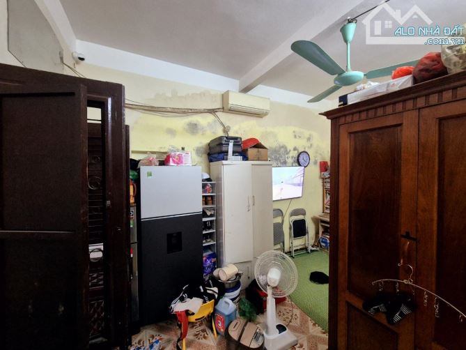 Trần Hưng Đạo – NHÀ 2 TẦNG TRÊN ĐẤT ĐẸP 31m chỉ 9.9 tỷ - MẶT TIỀN RỘNG THOÁNG, SỔ ĐỎ RIÊNG