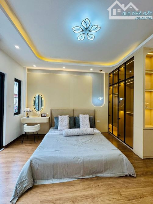 Xuân Thuỷ - 40m x 5T - MT 4.6m - 50m ra phố - Ô tô cách 15m, Trung tâm quận Cầu Giấy