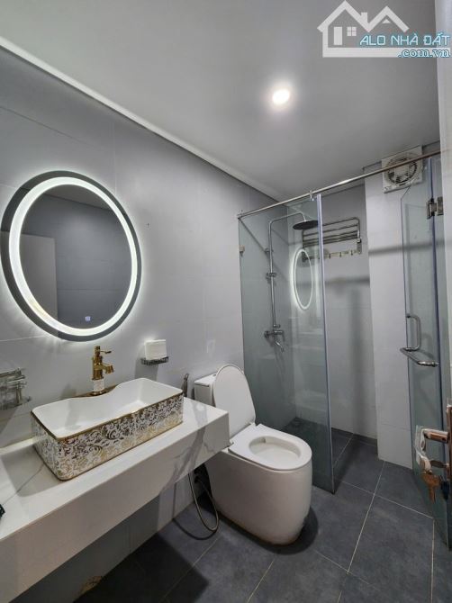 Hiếm không có căn thứ 2,Nhà mới Tây Sơn,gần ô tô,ngõ ba gác tránh,siêu thoáng sáng,50m2*5T