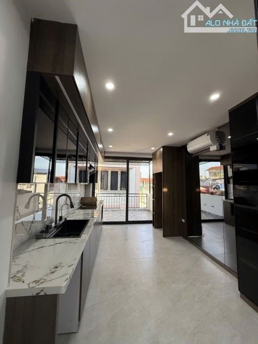 BÁN NHÀ ĐÊ TRẦN KHÁT CHÂN – 34m² – 6 TẦNG THANG MÁY – 3 NGỦ – FULL NỘI THẤT – CHỈ 9.9 TỶ!