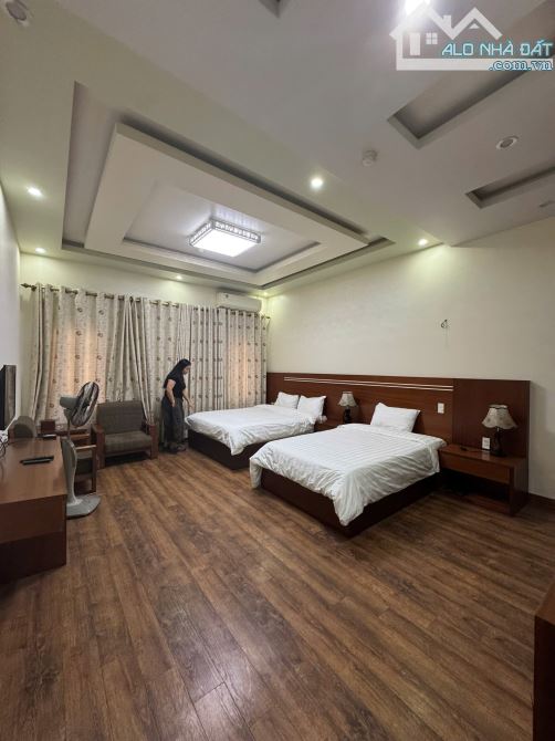 C.H.O T.H.U.Ê toà khách sạn tại Lê Hồng Phong , 14 phòng full đồ, 65 triệu - 4