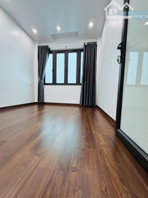 Xem là thích, Nhà mặt ngõ Thịnh Quang, Lô Góc, ngõ thông, 2 thoáng, KD đỉnh, 48m2*6T