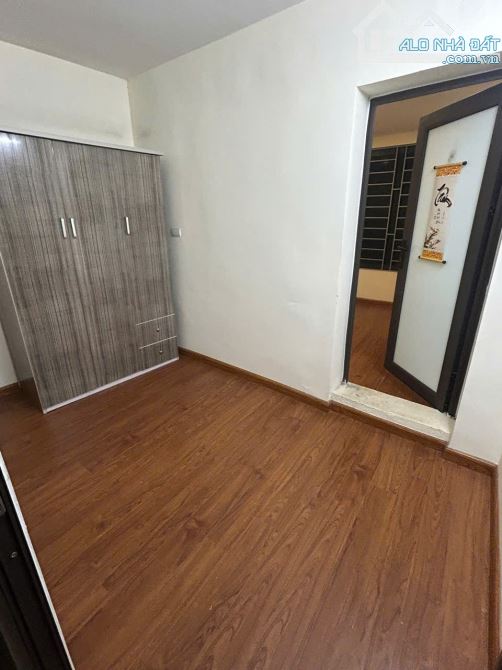 Cho thuê nhà ngõ phố Văn Chương Đống Đa 30m x 3 tầng, giá 8tr/tháng - 4