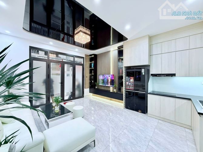 Nhà đẹp 6 tầng thang máy full nội thất 20m ra oto Lê Trọng Tấn thông 45m2 Góc. Giá 14.2 tỷ