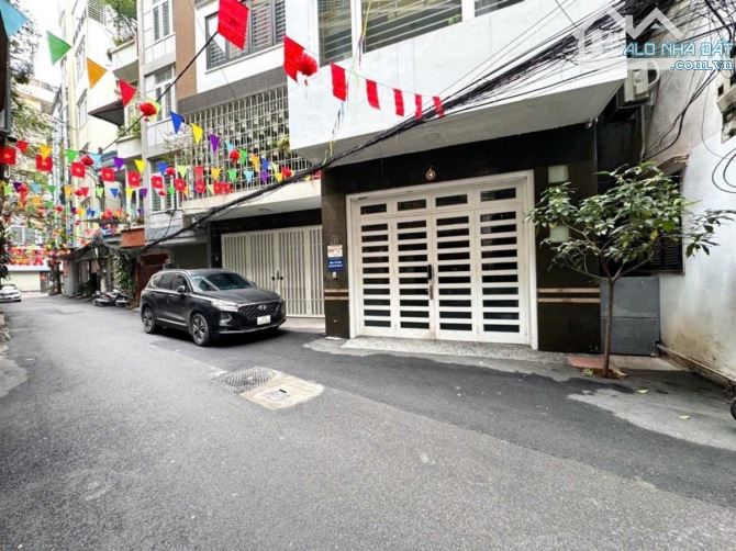 Hàng hiếm Huỳnh Thúc Kháng 73m² 5 tầng ô tô tránh 22 tỷ chính chủ cần bán gấp
