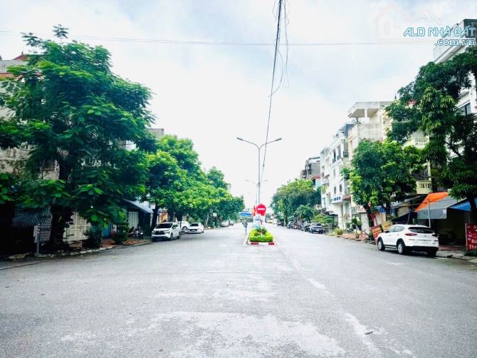 Bán Đất 60m2 Lô 9 Lê Hồng Phong sau trường c3 Trần Phú đường 30m - 1