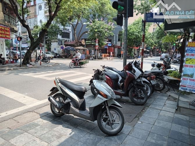 Hàng Bông 284m2 * 4 tầng, Mặt tiền 9m Giá 150 tỷ Hoàn Kiếm