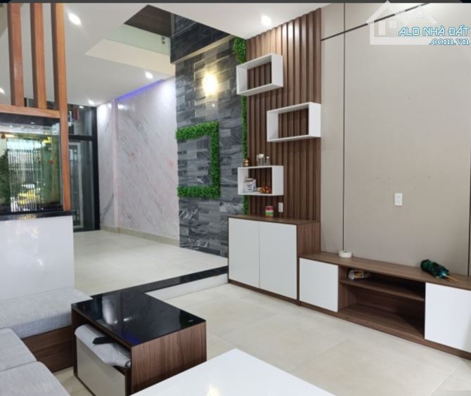 🌊 12.5 TỶ – NHÀ 4 TẦNG THANG MÁY – NGAY BIỂN NGUYỄN TẤT THÀNH _ĐÀ NẴNG  🌊