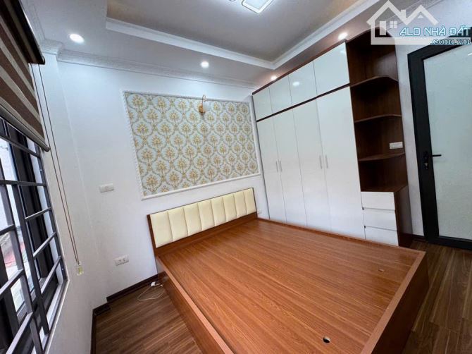🏡 Bán nhà Nguyễn Khoái – 46m², 4 tầng, giá 7,85 tỷ